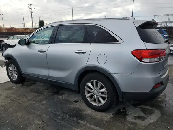 5XYPGDA38GG166393 2016 KIA SORENTO - Image 2
