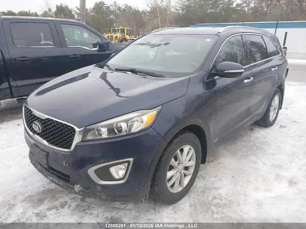 5XYPGDA38GG182934 2016 KIA SORENTO - Image 2