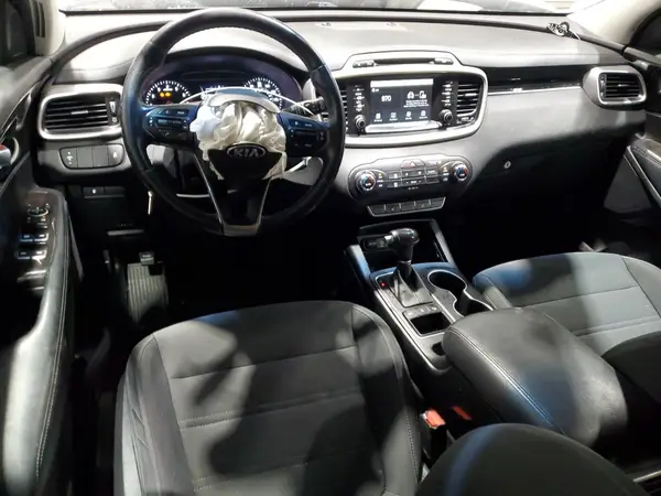 5XYPGDA38HG187827 2017 KIA SORENTO - Image 8