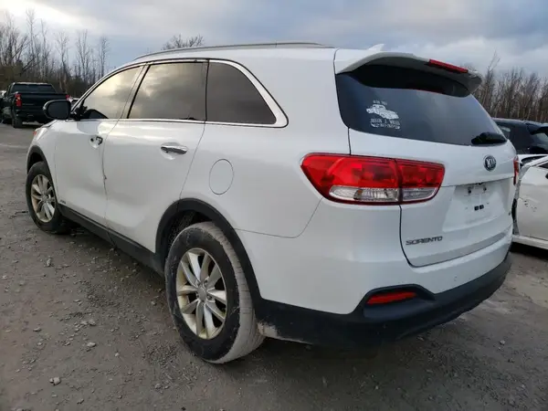 5XYPGDA38HG192929 2017 KIA SORENTO - Image 2