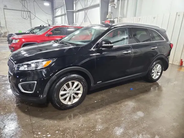 5XYPGDA38HG204187 2017 KIA SORENTO - Image 1