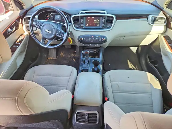 5XYPGDA38HG209907 2017 KIA SORENTO - Image 8