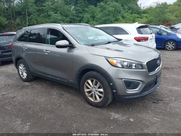 5XYPGDA38HG239246 2017 KIA SORENTO - Image 1
