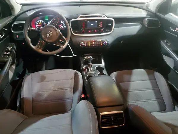 5XYPGDA38HG253874 2017 KIA SORENTO - Image 8