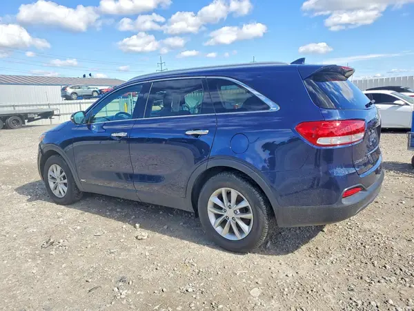 5XYPGDA38HG262039 2017 KIA SORENTO - Image 2