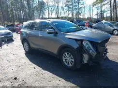 5XYPGDA38HG262431 2017 KIA SORENTO