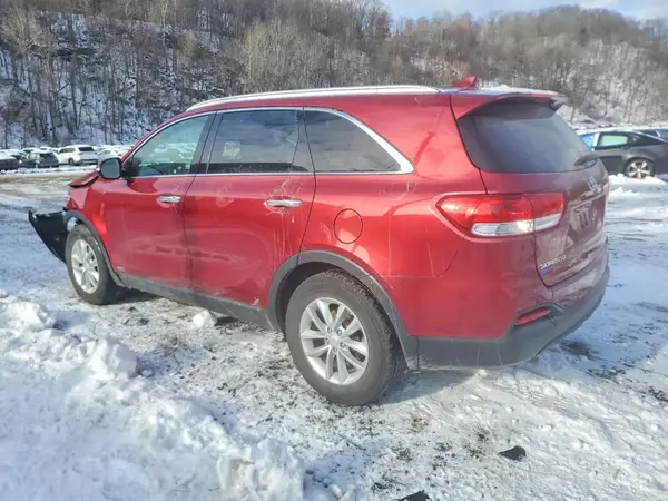 5XYPGDA38HG265636 2017 KIA SORENTO - Image 2