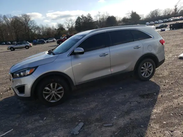 5XYPGDA38HG265782 2017 KIA SORENTO - Image 1