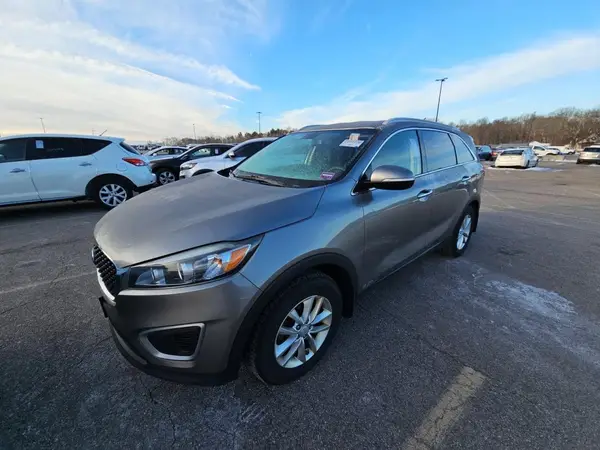 5XYPGDA38HG269413 2017 KIA SORENTO - Image 2