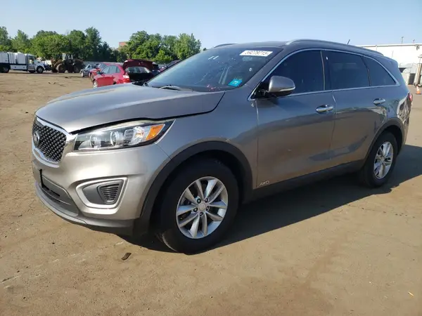 5XYPGDA38HG285319 2017 KIA SORENTO - Image 1