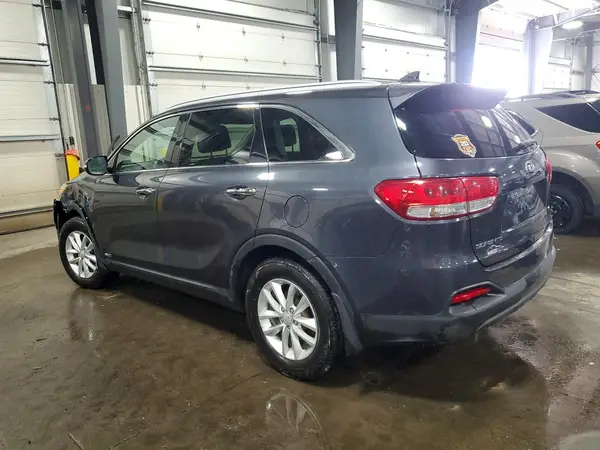 5XYPGDA38HG286776 2017 KIA SORENTO - Image 2