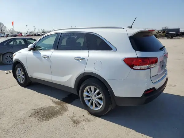 5XYPGDA38HG287541 2017 KIA SORENTO - Image 2