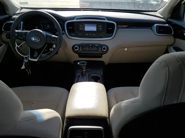 5XYPGDA38HG287541 2017 KIA SORENTO - Image 8