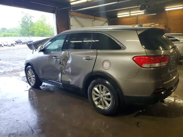 5XYPGDA38HG289869 2017 KIA SORENTO - Image 2