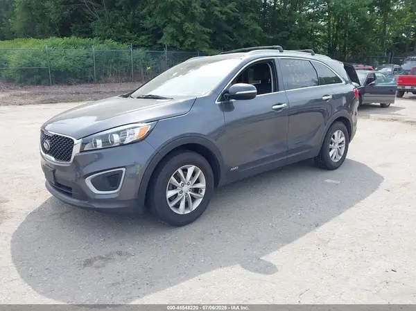 5XYPGDA38HG295316 2017 KIA SORENTO - Image 2