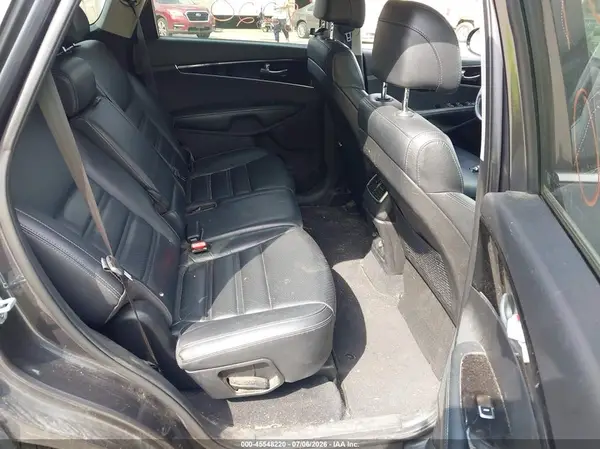 5XYPGDA38HG295316 2017 KIA SORENTO - Image 8