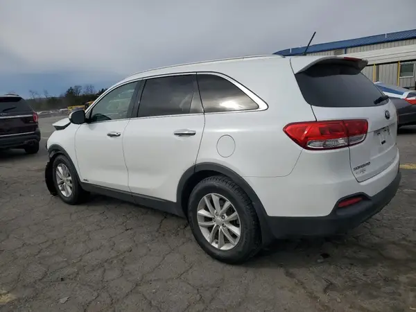 5XYPGDA38HG303804 2017 KIA SORENTO - Image 2