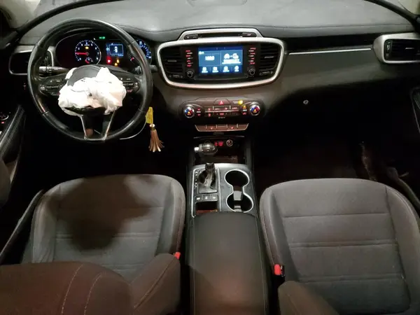 5XYPGDA38HG336222 2017 KIA SORENTO - Image 8
