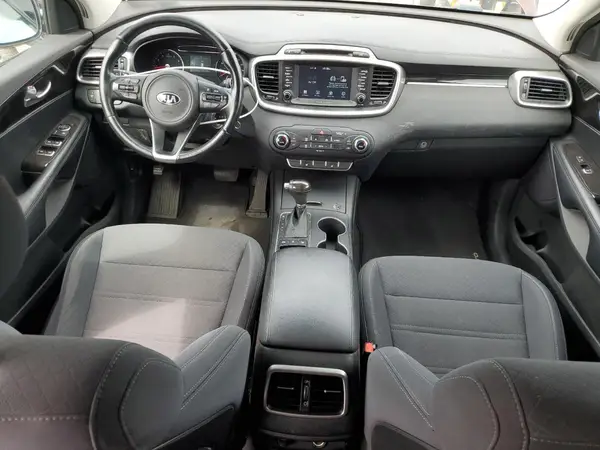 5XYPGDA38JG349204 2018 KIA SORENTO - Image 8