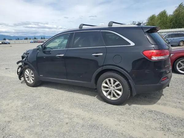5XYPGDA38JG349574 2018 KIA SORENTO - Image 2