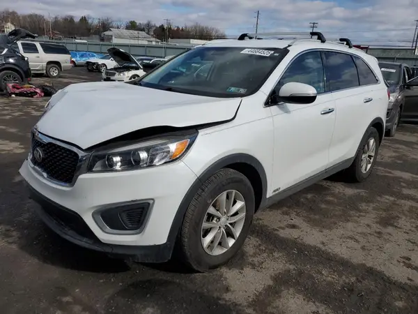 5XYPGDA38JG351907 2018 KIA SORENTO - Image 1