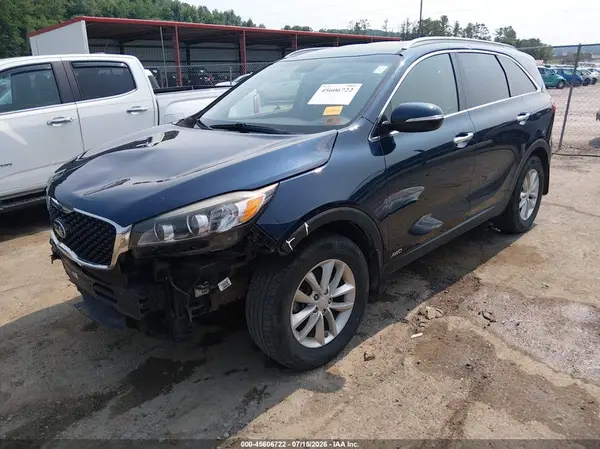 5XYPGDA38JG352247 2018 KIA SORENTO - Image 2