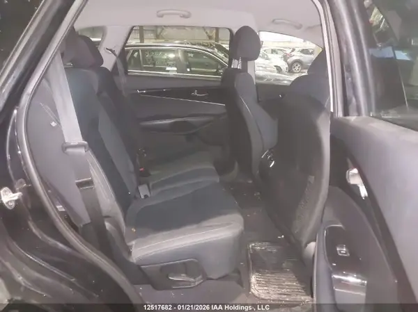 5XYPGDA38JG354113 2018 KIA SORENTO - Image 8