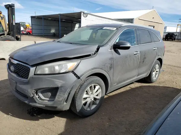 5XYPGDA38JG362132 2018 KIA SORENTO - Image 1