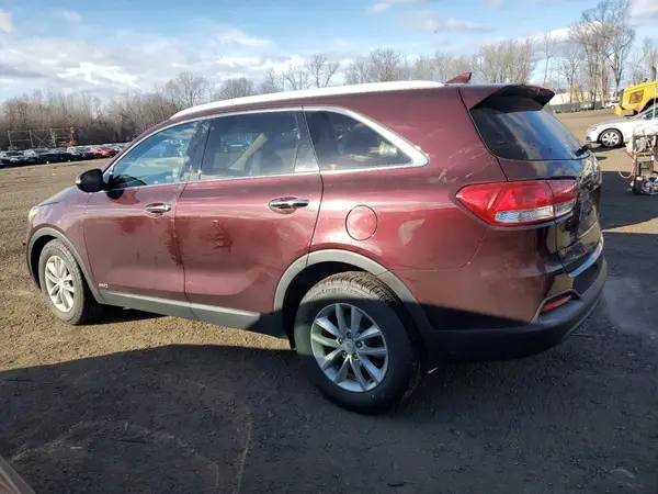 5XYPGDA38JG374622 2018 KIA SORENTO - Image 2