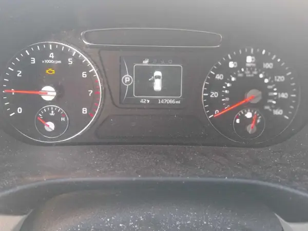 5XYPGDA38JG400703 2018 KIA SORENTO - Image 8