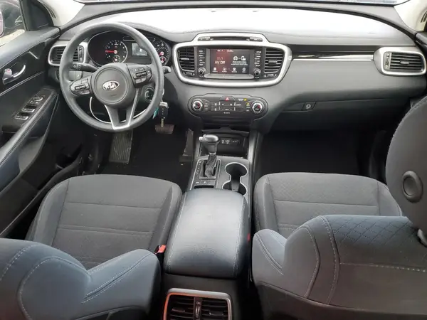 5XYPGDA38JG401429 2018 KIA SORENTO - Image 8