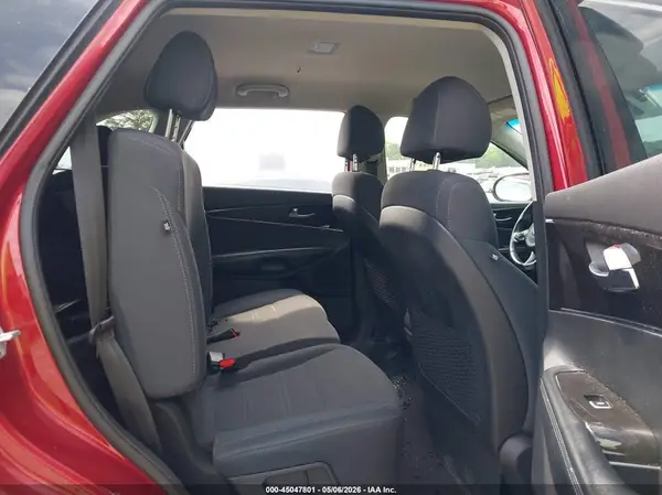 5XYPGDA38JG416058 2018 KIA SORENTO - Image 8