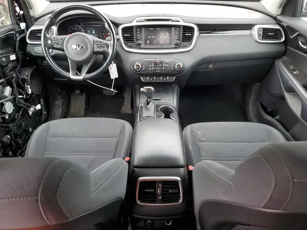 5XYPGDA38JG425293 2018 KIA SORENTO - Image 8