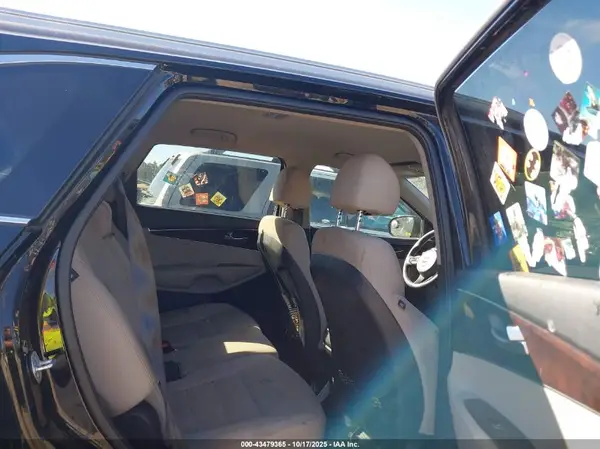 5XYPGDA38JG426203 2018 KIA SORENTO - Image 8