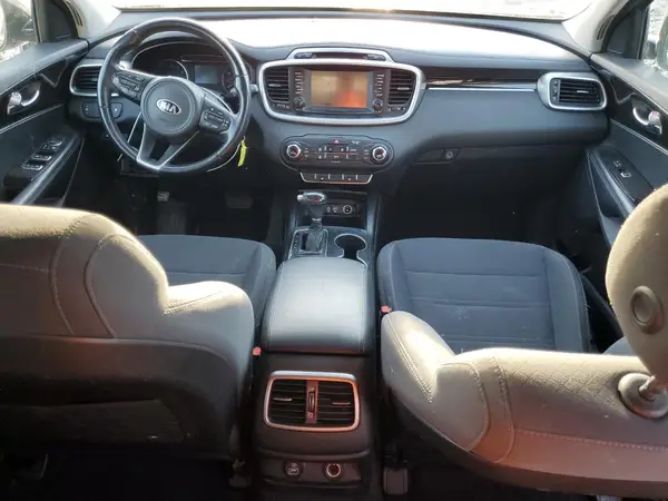5XYPGDA38JG431398 2018 KIA SORENTO - Image 8