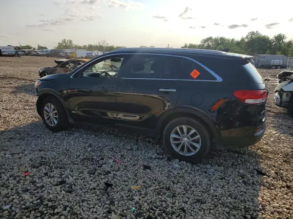5XYPGDA38JG432096 2018 KIA SORENTO - Image 2
