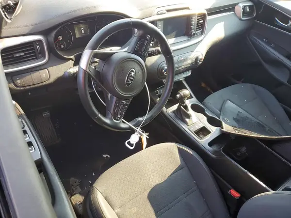5XYPGDA38JG432096 2018 KIA SORENTO - Image 8