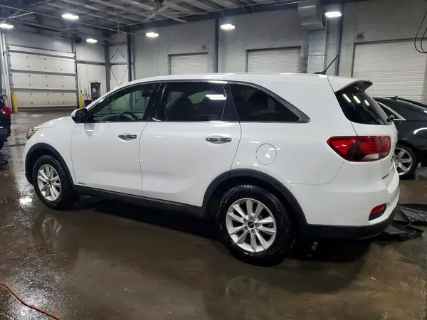 5XYPGDA38KG433590 2019 KIA SORENTO - Image 2