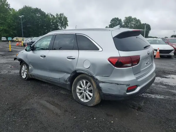 5XYPGDA38KG434822 2019 KIA SORENTO - Image 2