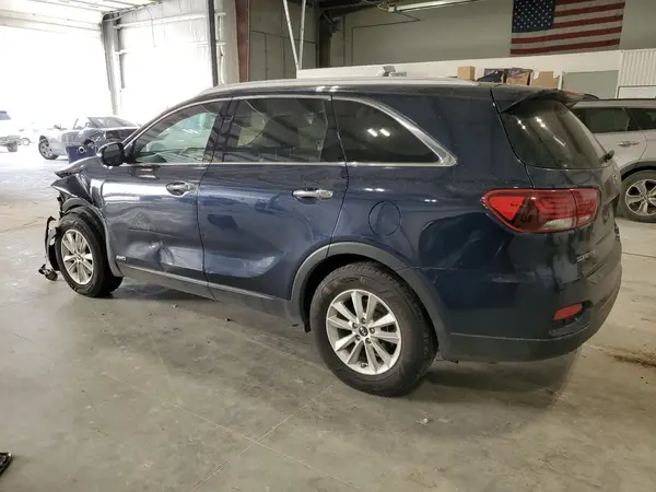 5XYPGDA38KG440975 2019 KIA SORENTO - Image 2