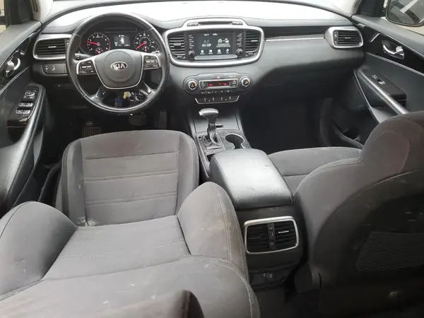 5XYPGDA38KG452222 2019 KIA SORENTO - Image 8