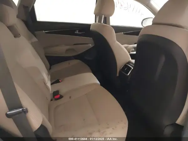 5XYPGDA38KG453404 2019 KIA SORENTO - Image 8