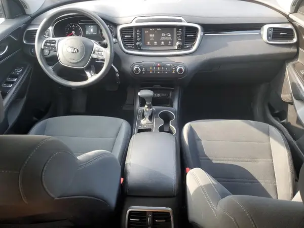 5XYPGDA38KG479470 2019 KIA SORENTO - Image 8