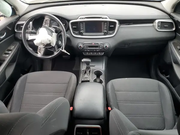 5XYPGDA38KG523435 2019 KIA SORENTO - Image 8