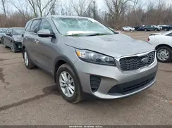 5XYPGDA38KG525346 2019 KIA SORENTO