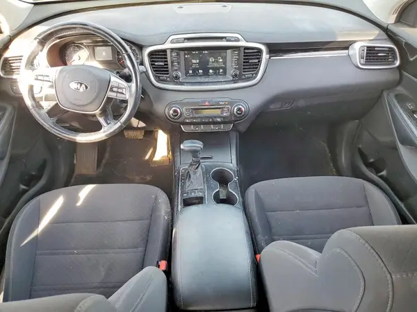 5XYPGDA38KG541160 2019 KIA SORENTO - Image 8