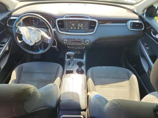 5XYPGDA38KG548299 2019 KIA SORENTO - Image 8