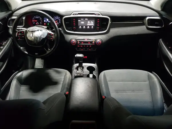 5XYPGDA38KG563014 2019 KIA SORENTO - Image 8
