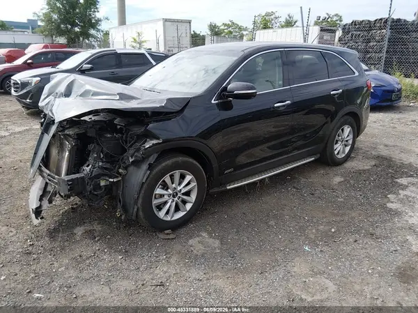 5XYPGDA38KG563529 2019 KIA SORENTO - Image 2