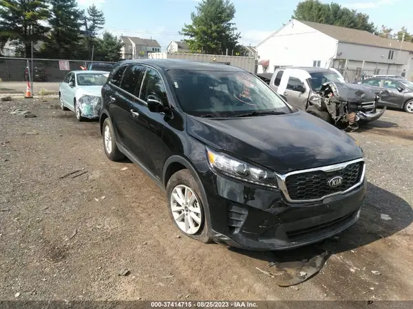 5XYPGDA38KG568665 2019 KIA SORENTO - Image 1